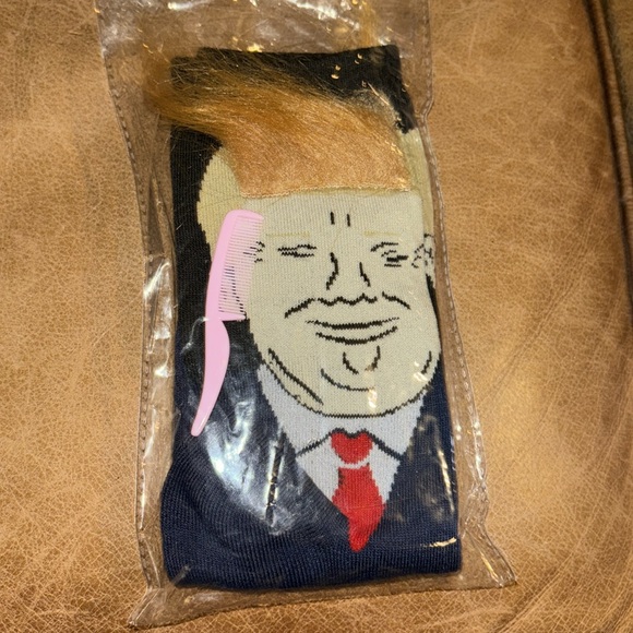 ❤️TRUMP SOCKS❤️ - Picture 6 of 6